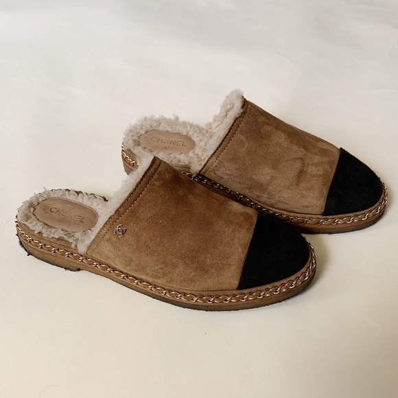 Chanel Suede Shearling Mules - Women’s Size 41 IT (10 US) - Picture 2 of 5